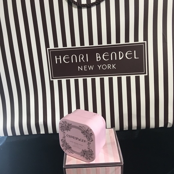 Henri Bendel champagne travel tin candle - Picture 3 of 8